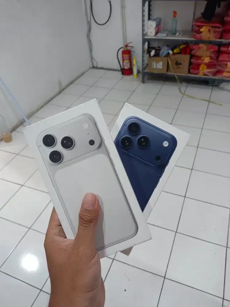 Iphone 16 pro max 255gb ready bosku surabaya kutisari satset