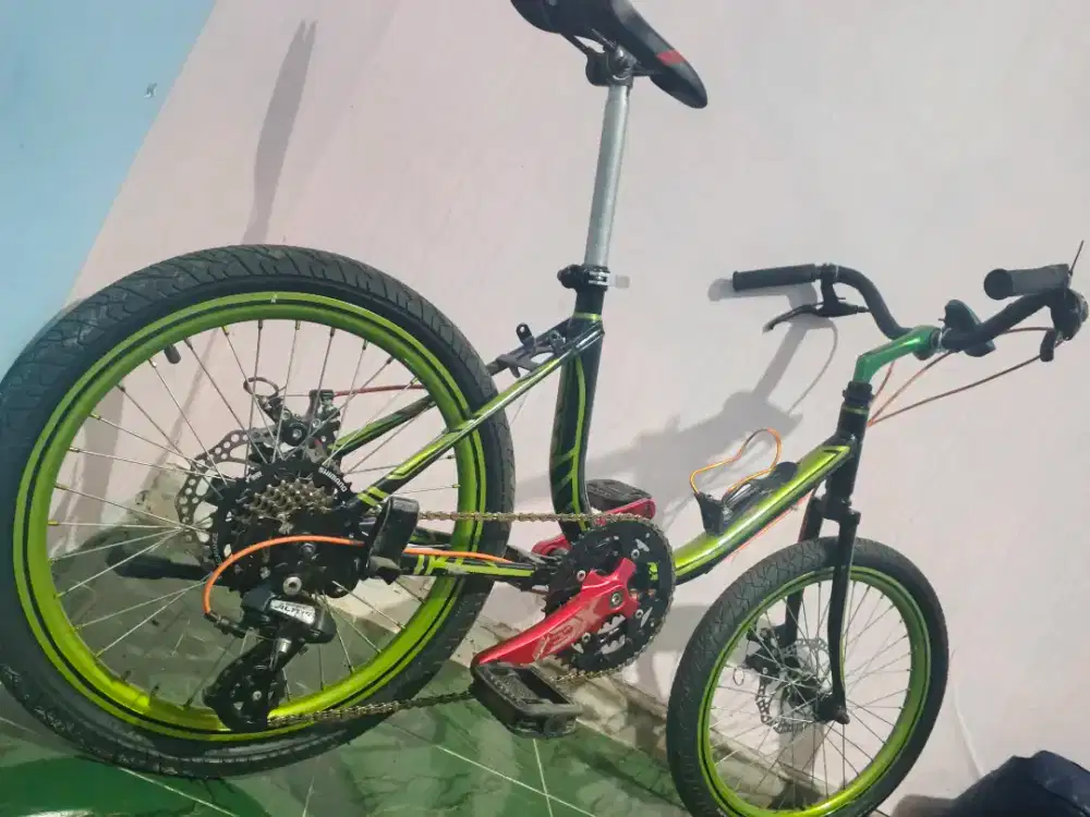 Restorasi Sepeda Minion JADUL jadi GASSFULL