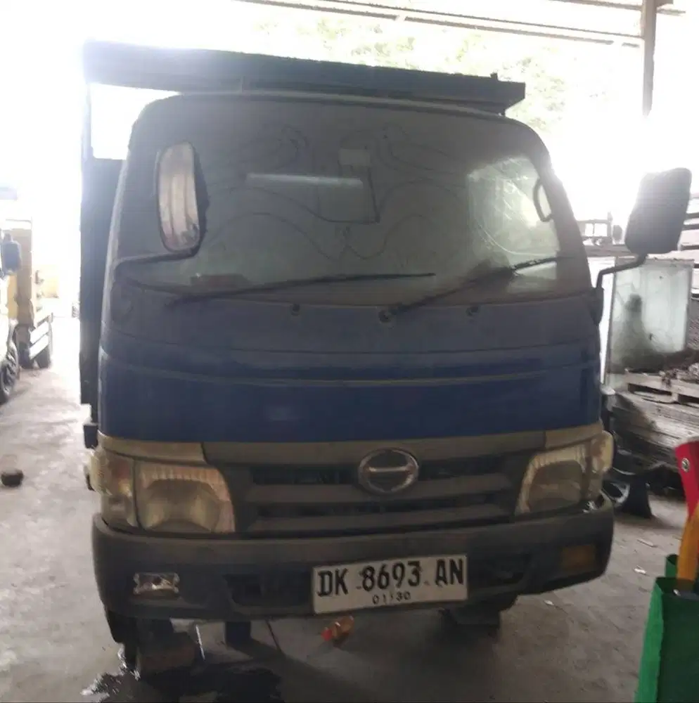 TRUCK HINO DUTRO 136 HDX 6.8 TAHUN 2013