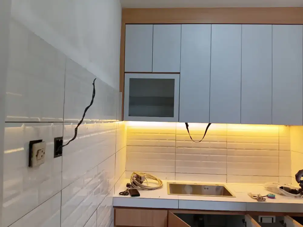 Jasa tukang bangunan harian maupun borongan