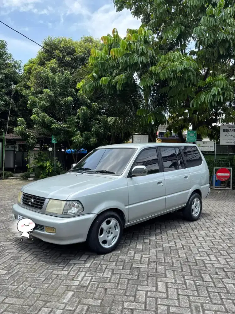 Kijang LGX automatic 2000