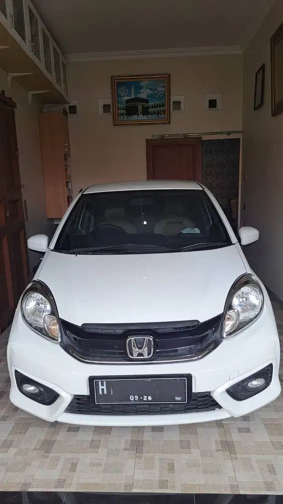 HONDA BRIO PUTIH 2016