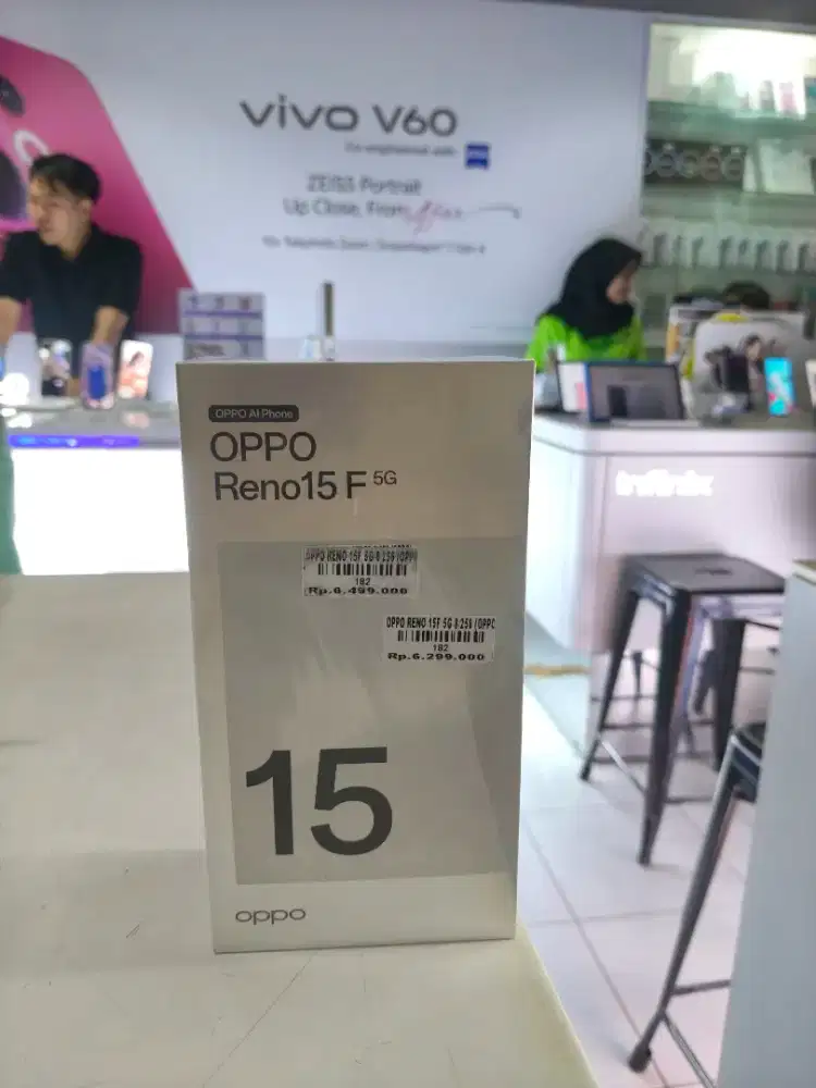 Ready Oppo Reno 15f 5G 8/256 garansi resmi 1tahun Atlantis dahsyat