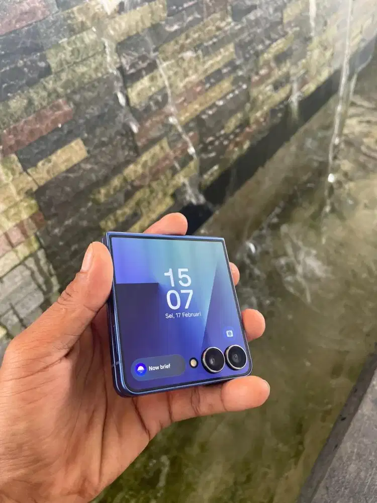 Samsung z flip 7 12/512gb sein