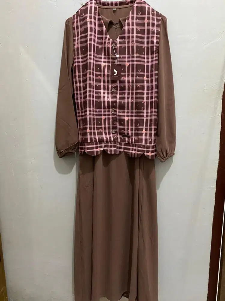 Dress Lebaran halus dan adem