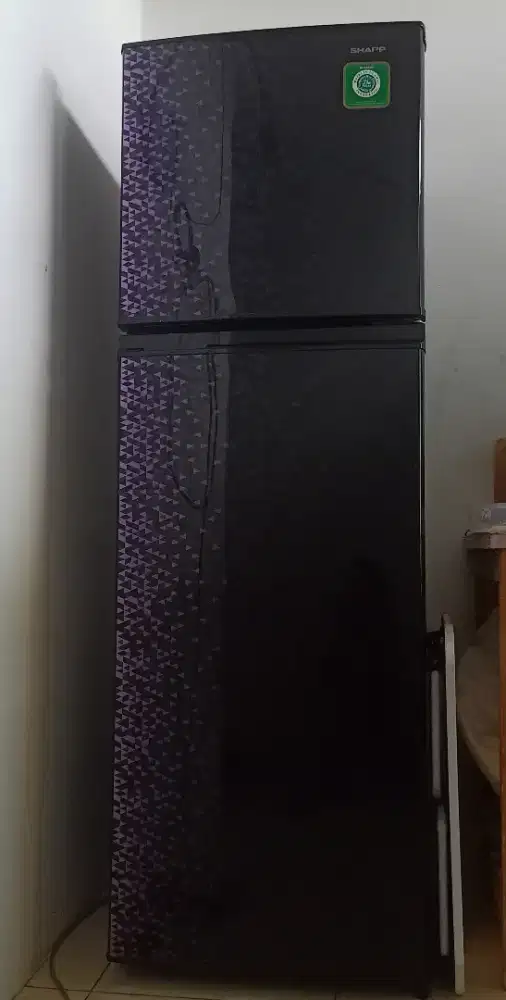 KULKAS 2 PINTU SHARP