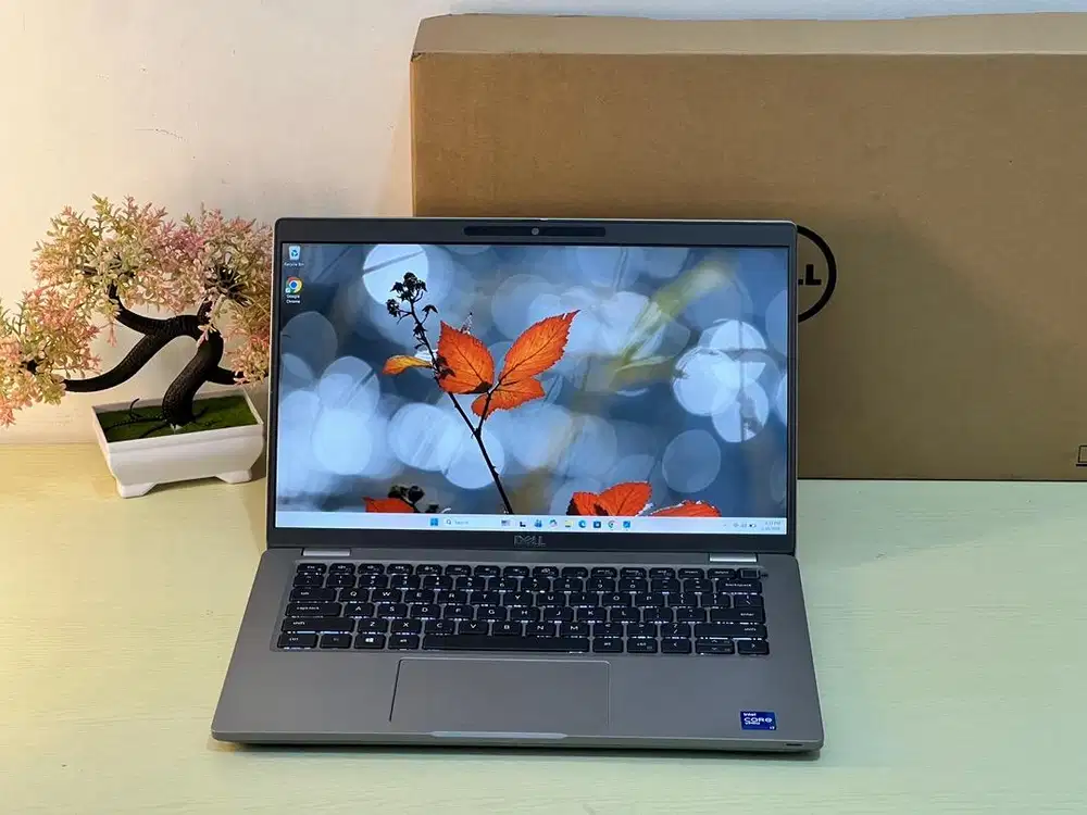 Dell Latitude 5320 i7-1185G7 RAM 16 SSD 256 14 Inch FHD IPS Mulus