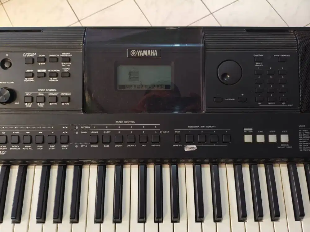 Keyboard Yamaha PSR-E453