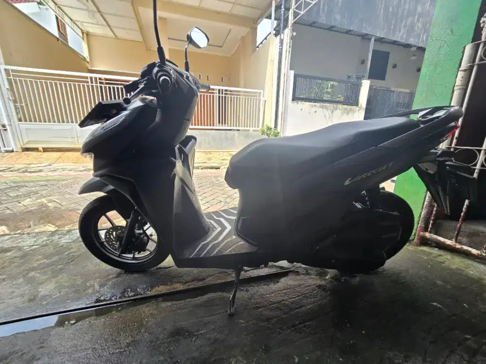 Dijual vario 125 cbs tahun 2022