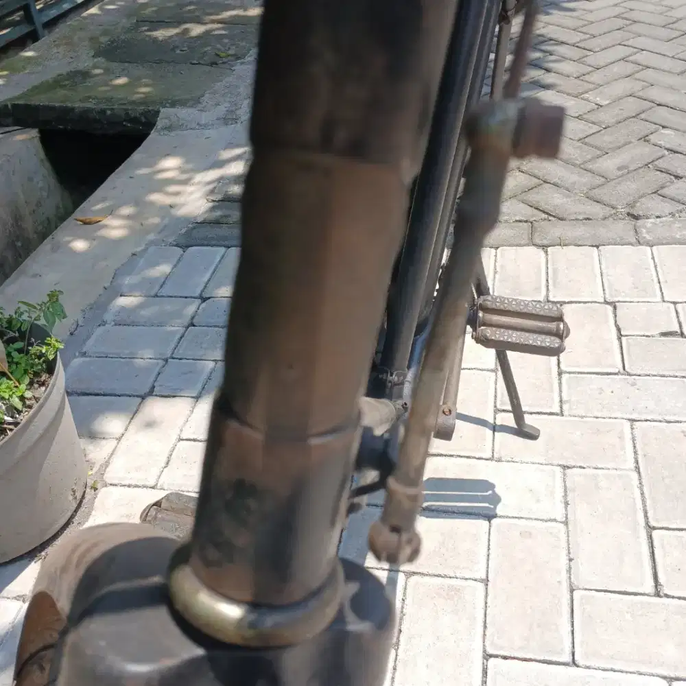 Sepeda kuno antik merk burger