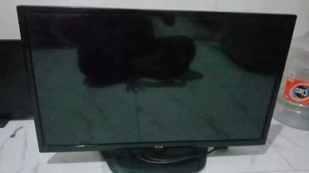 Menerima jual beli tv bekas borong atau satuan