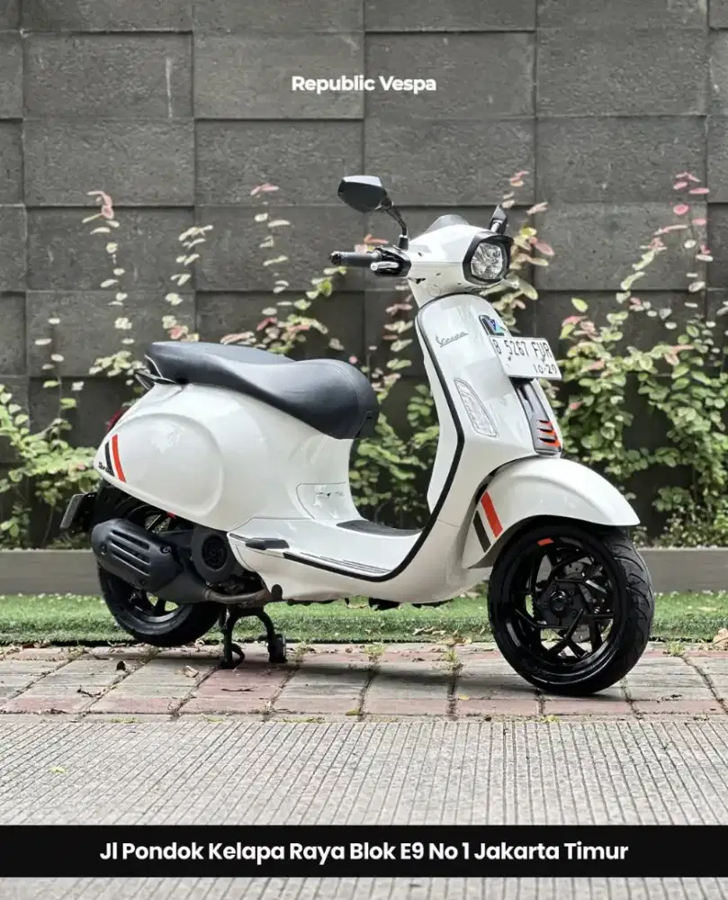 JUAL CEPAT VESPA SPRINT S NEW MODEL 150 IGET ABS LED THN 2024 LIKE NEW