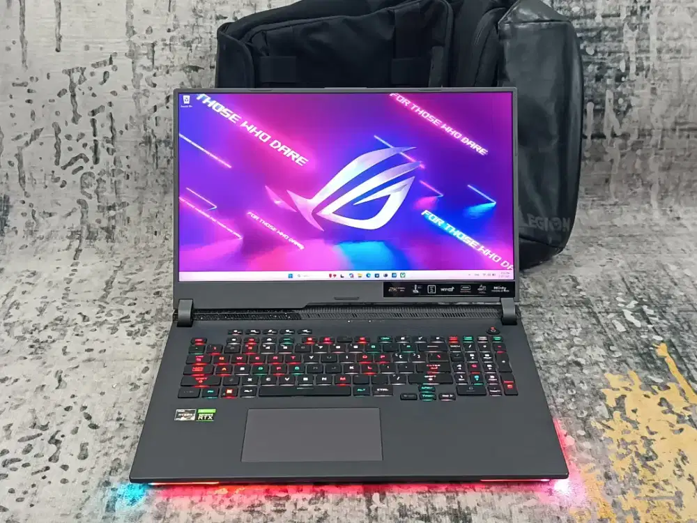 Asus ROG G713RM Ryzen 9-6900HX 16GB 1TB RTX 3060 6GB 17 2K 240Hz