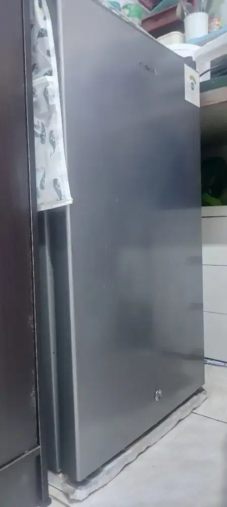 Kulkas hisense 1 pintu