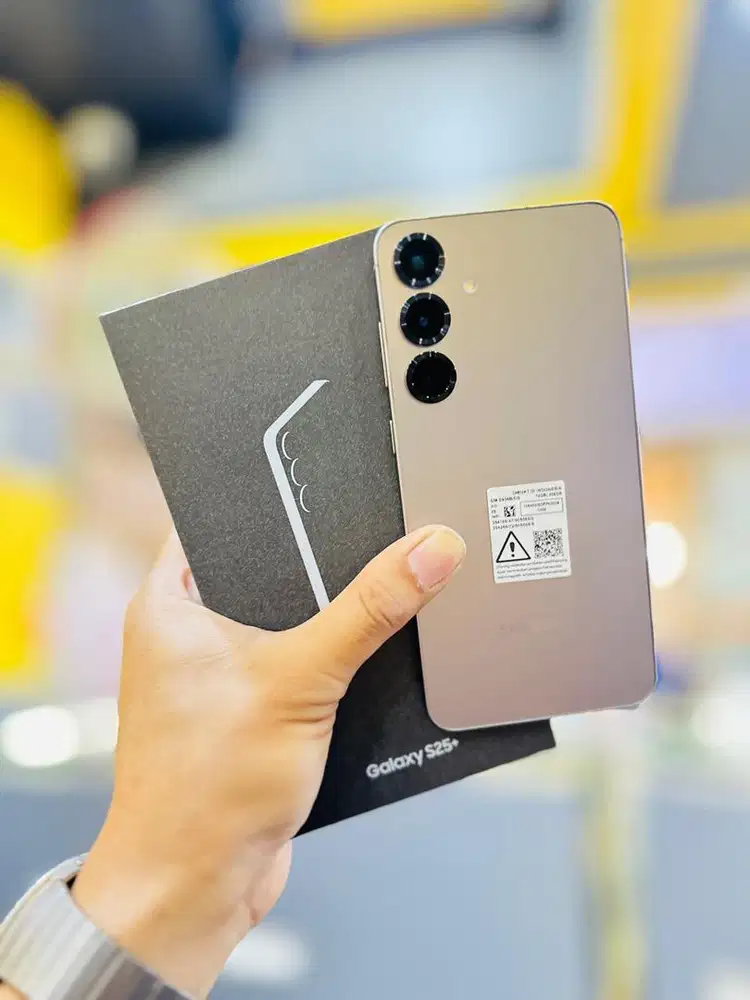 Samsung S25 Plus 12/256 3 Bulan pakai