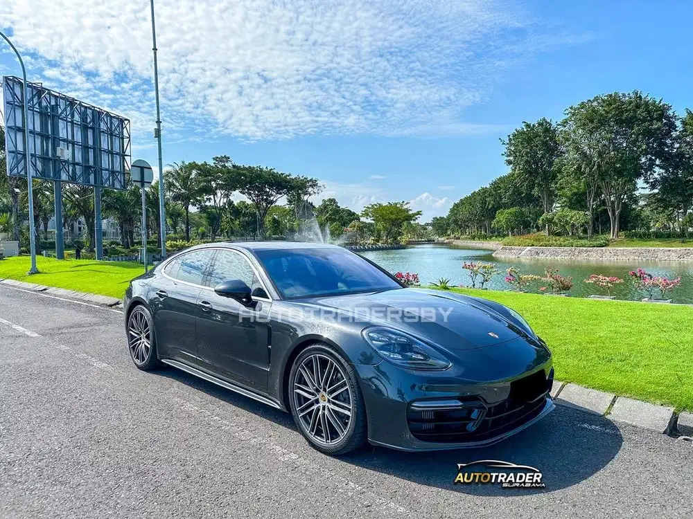 Porsche Panamera 4S 2017 ATPM VOLCANO GREY LOW KM !!