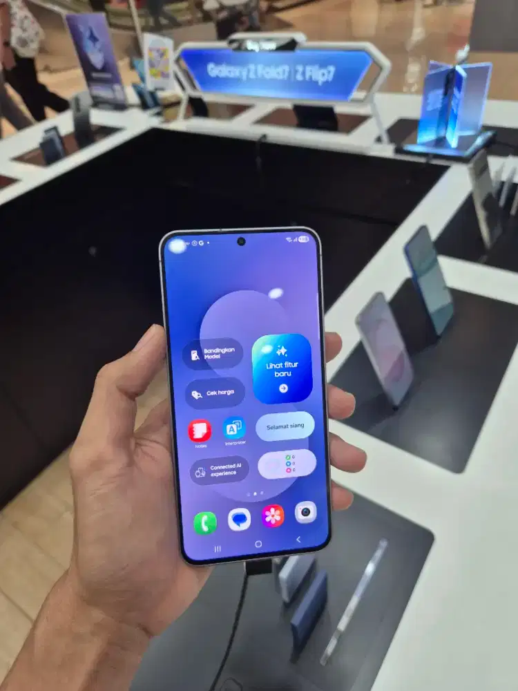 Cicilan 0% Samsung S25 Fe - Samsung Queen City