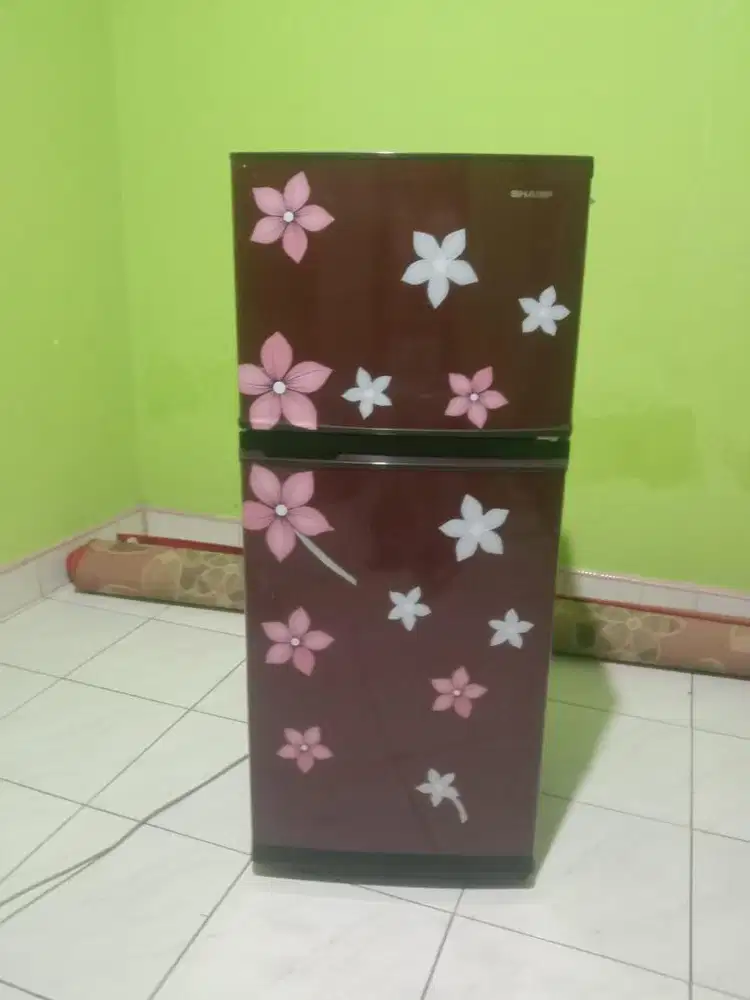 Dijual kulkas bekas