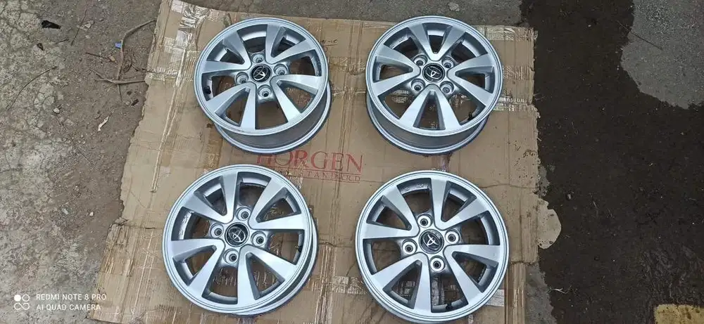 VELG OEM AVANZA 2016 BEKAS RASA BARU tanpa BAN