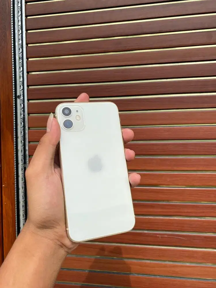 IPhone 11 128 ibox, lengkap