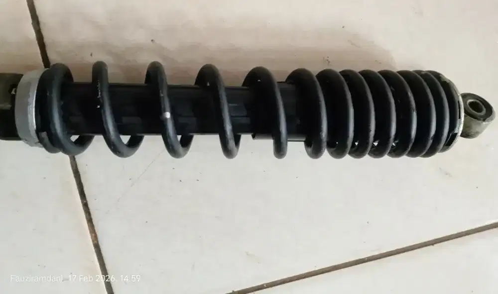 Shockbreaker belakang scoopy ori (bekas)