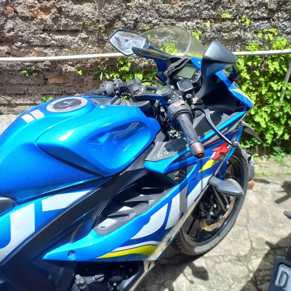 Suzuki gsx 150 tahun 2020