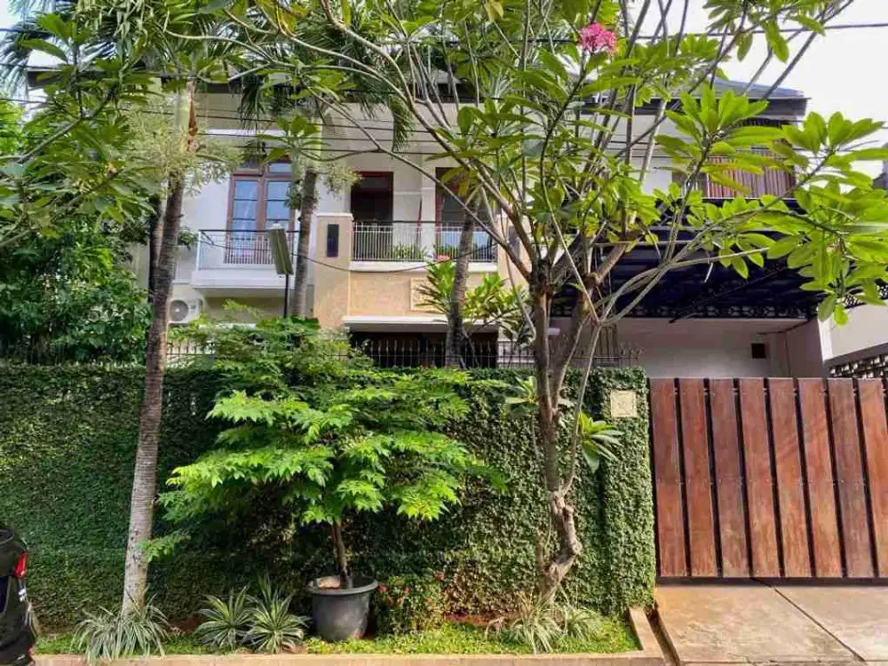 Jual Cepat Rumah Mewah Duren Sawit Jakarta Timur , Lokasi Strategis Bebas Banjir