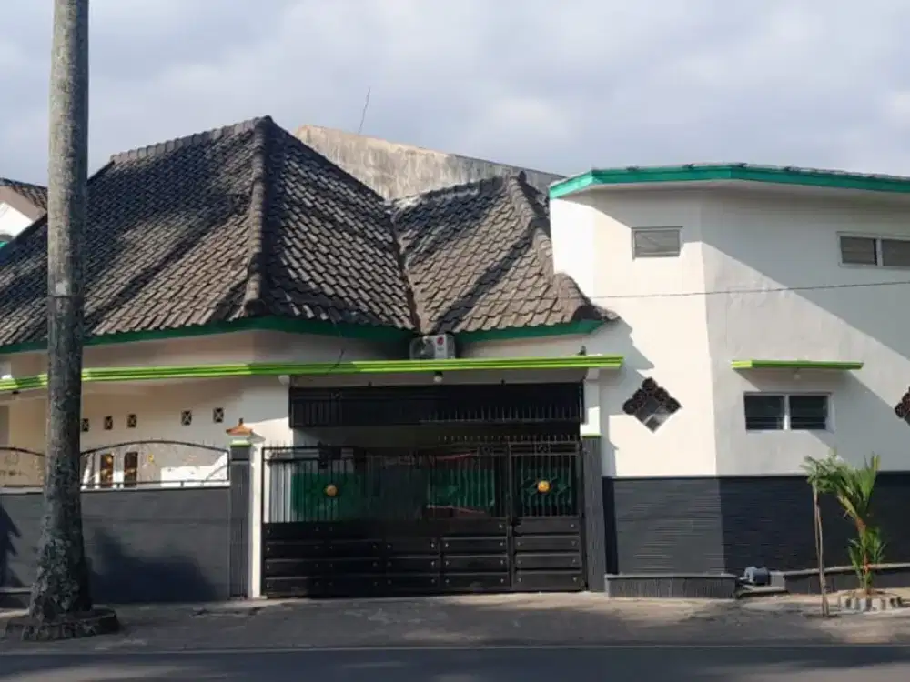 Rumah lama di jual di Malang murah 3KT LT121 murah kasin klojen