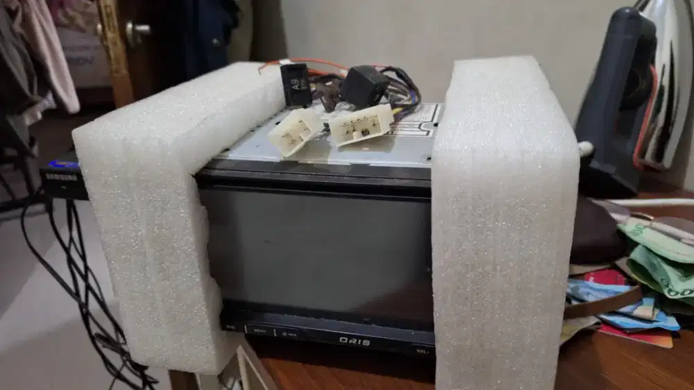 Head unit mobil merk oris