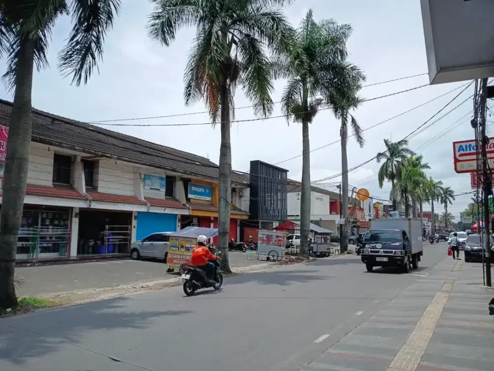 ruko 2 digabung di jalan utama antapani