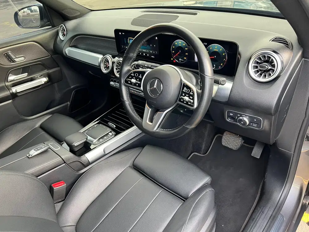 KM.19.000 GLB200 GLB 200 PROGRESSIVE 2023/2022 POLICE GREY TP75JT