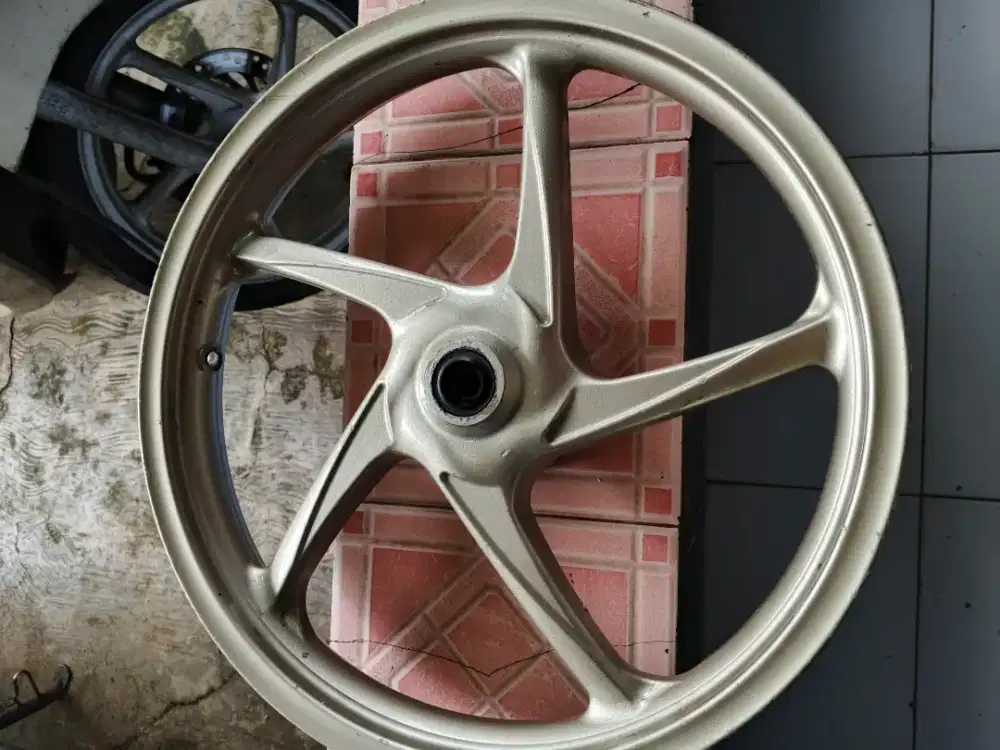 Velg vario old 125 no geol no bengkang tromol bagus minus pamakaian