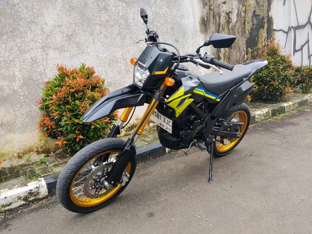 KAWASAKI D-TRACKER 150CC 2024