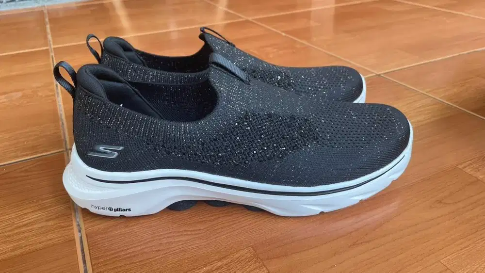 Sepatu Ori Skchr Go Walk 7