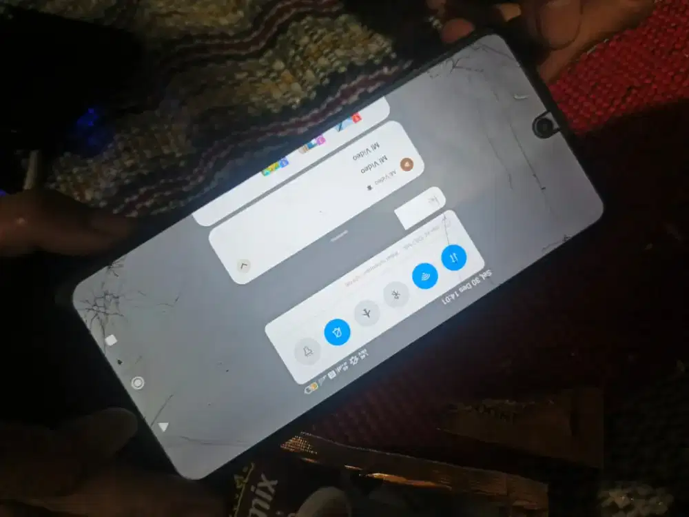 redmi 12 hp+charge bisa tt di bawah