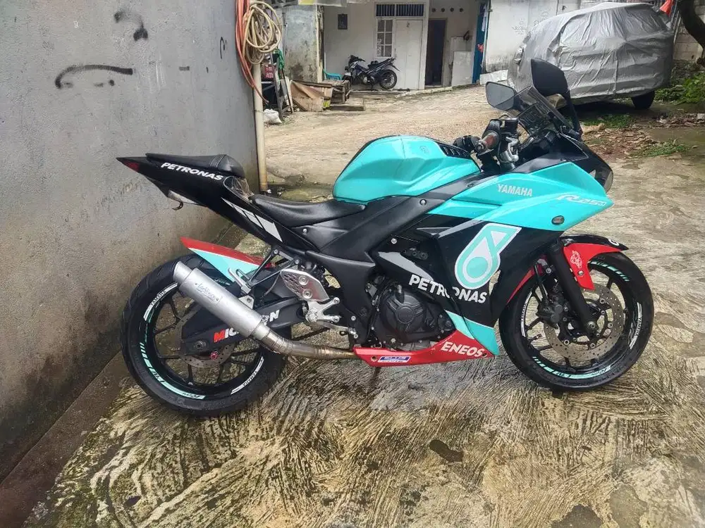 Yamaha R25 Tahun 2014