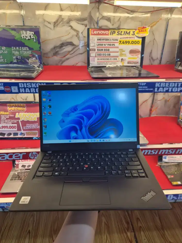 Laptop harga merakyat
