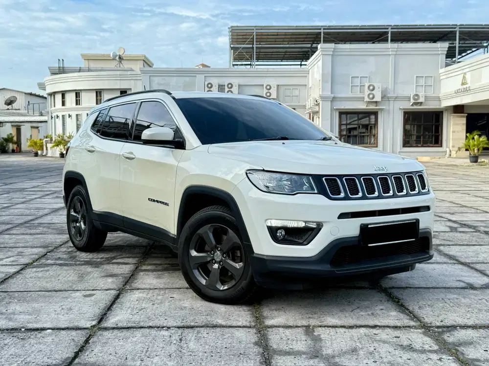 JEEP COMPASS LONGITUDE AT 2018