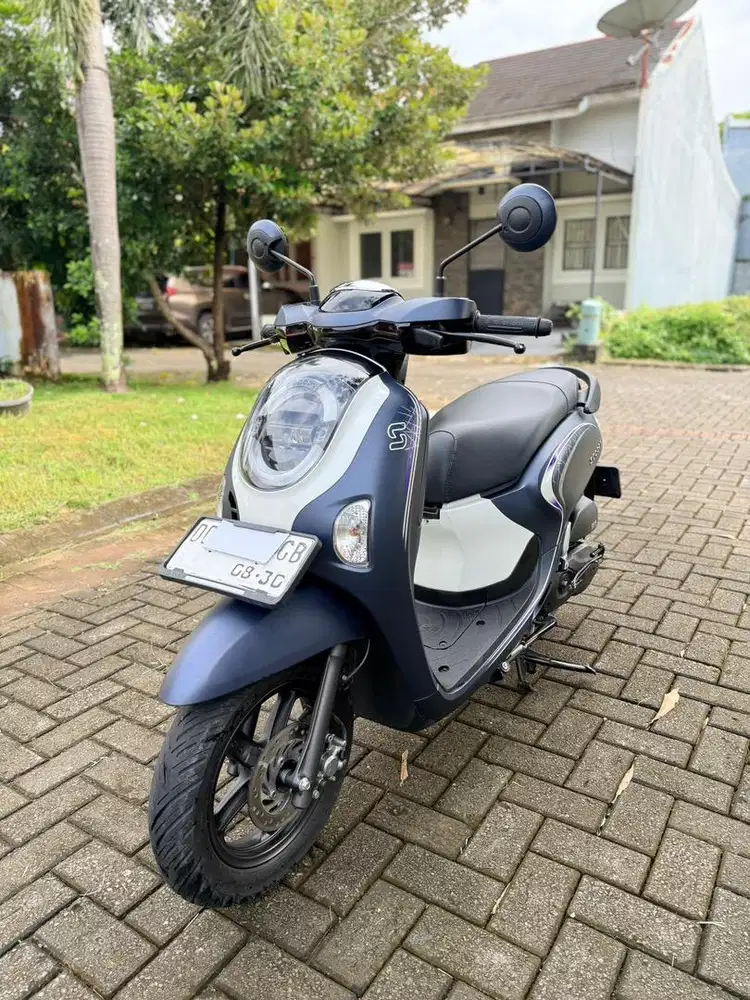 Scoopy fashion 2025 (kunci)