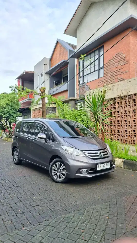 Honda Freed psd 2015 low km 74.000 Bogor