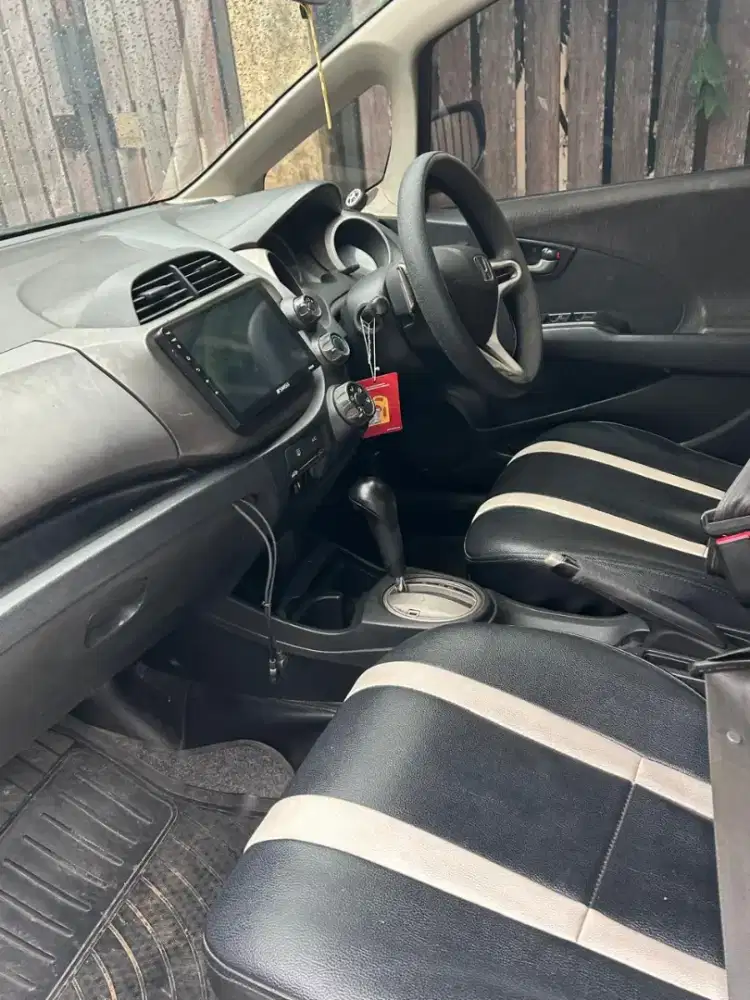 Jazz rs 2013 warna abu