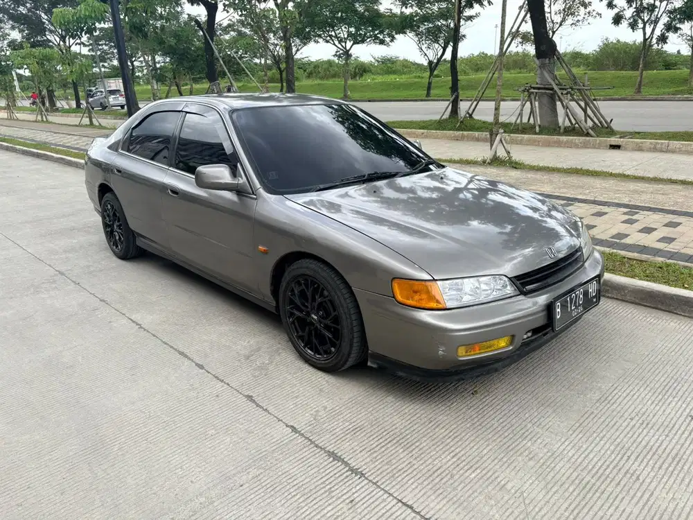 Honda Accord 1994 Bensin