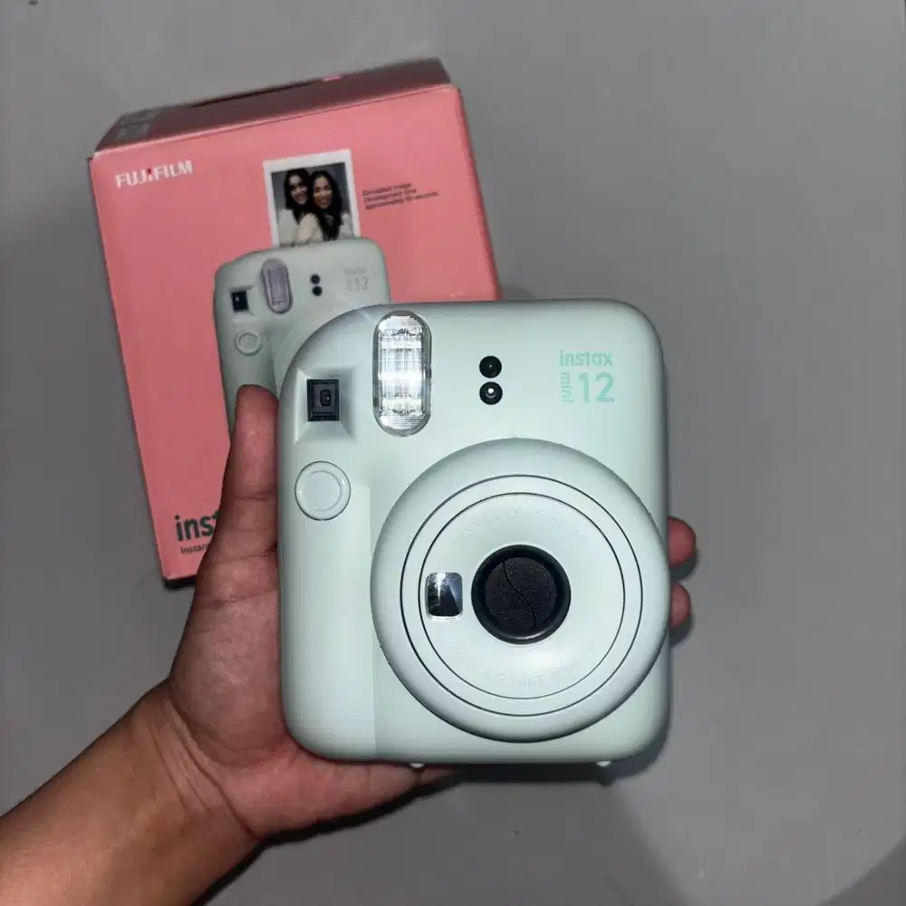 Instax Mini 12 Preloved