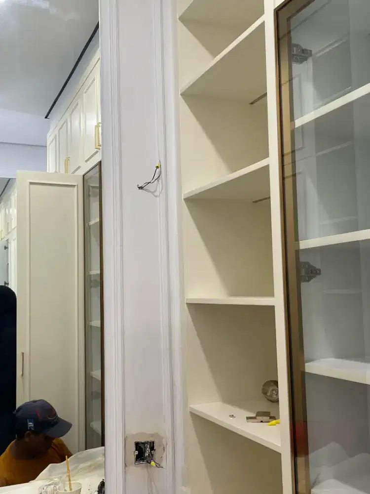 Tukang bangunan dan interior