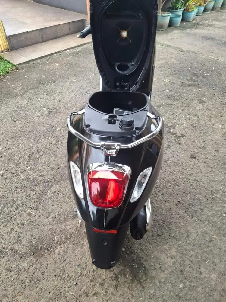 vespa sprint 2022 abs