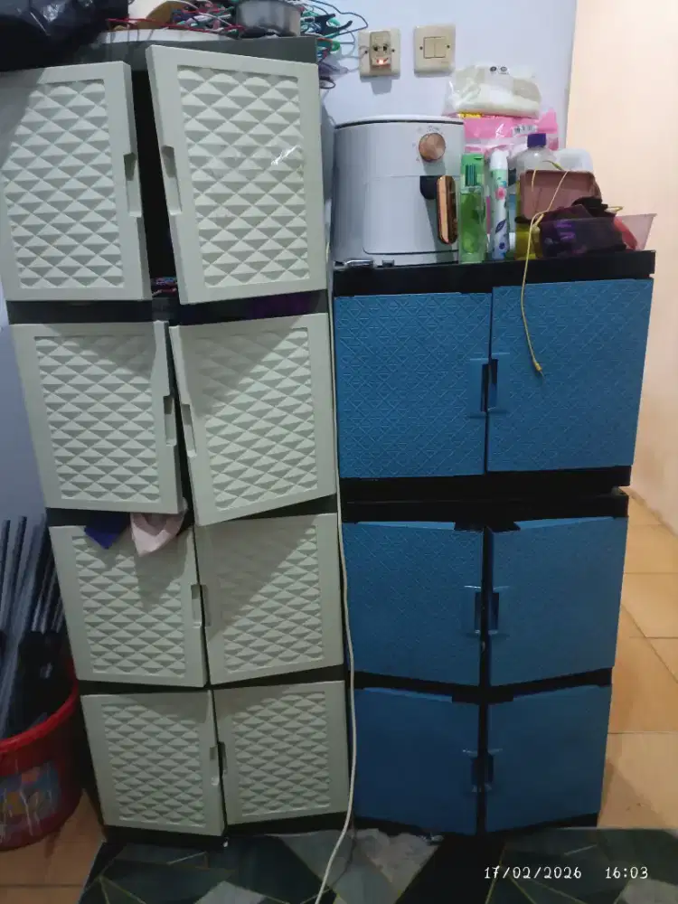 LEMARI PLASTIK 4 RUANG DAN 3 RUANG