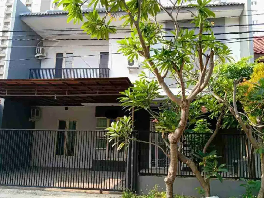 VILLA KALIJUDAN LEBAR 11‼️Sewa Rumah Akses Merr Surabaya Timur Row 3 Mobil