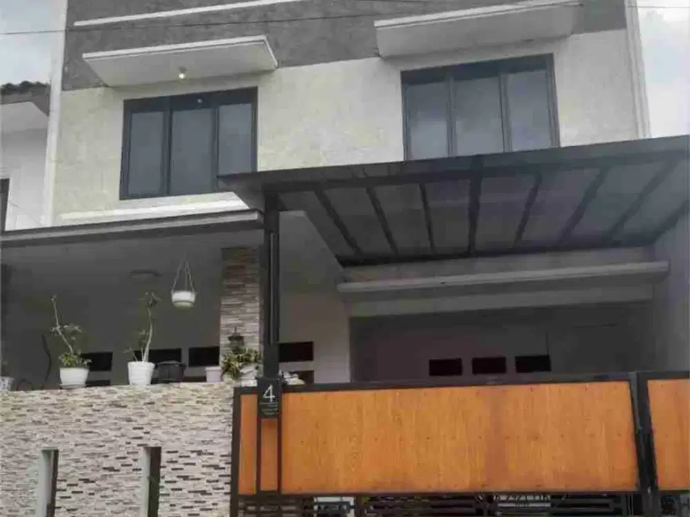 Dijual rumah bagus di pondok bambu Jakarta timur
