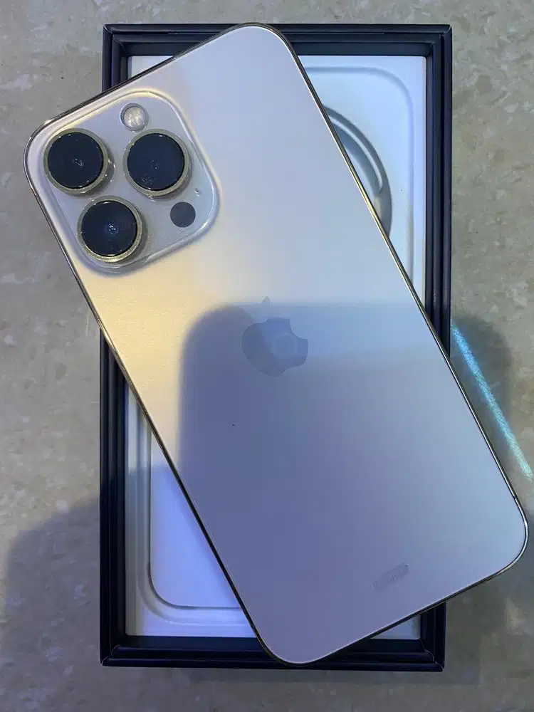 Iphone 16 pro beacukai terima cash dan kredit