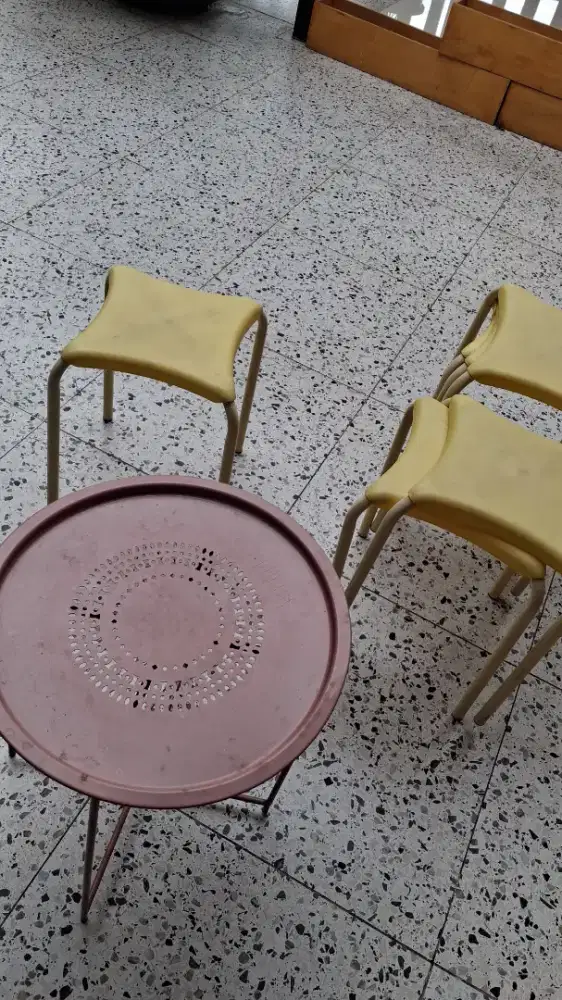 KURSI + MEJA  UNTUK USAHA